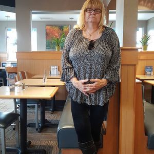 Meet your Posher, Bonnie